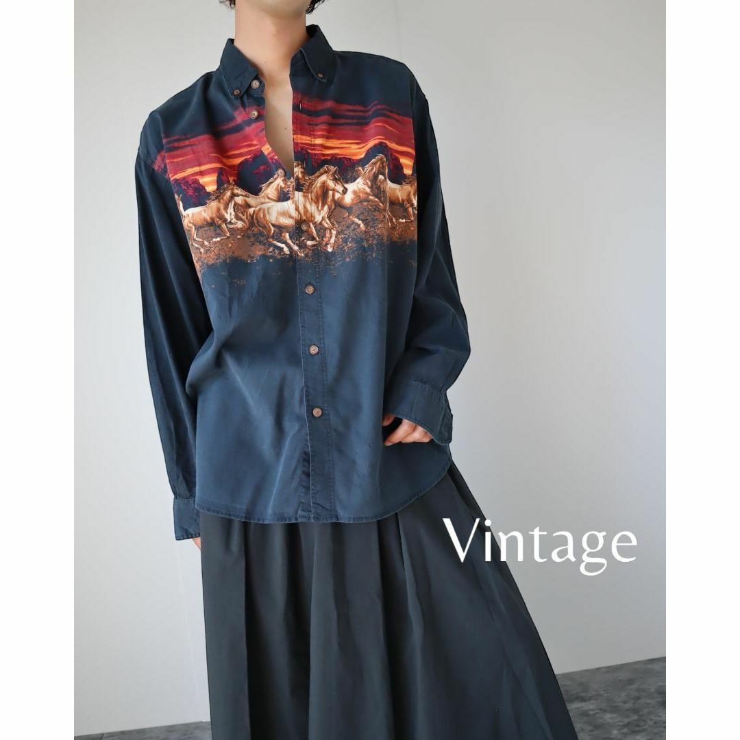 ART VINTAGE(アートヴィンテージ)の【vintage】夕日 馬 デザイン ルーズ ボタンダウン長袖シャツ レトロ L メンズのトップス(シャツ)の商品写真