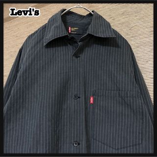 リーバイス(Levi's)の【リーバイス】長袖シャツ　黒　シンプル　縦じま　ストライプ　赤タブ43(シャツ)