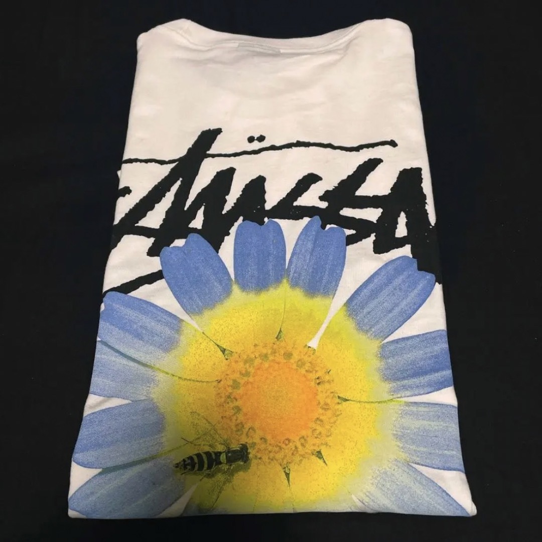 STUSSY(ステューシー)の正規品　ステューシー　花柄　Tシャツ メンズのトップス(Tシャツ/カットソー(半袖/袖なし))の商品写真