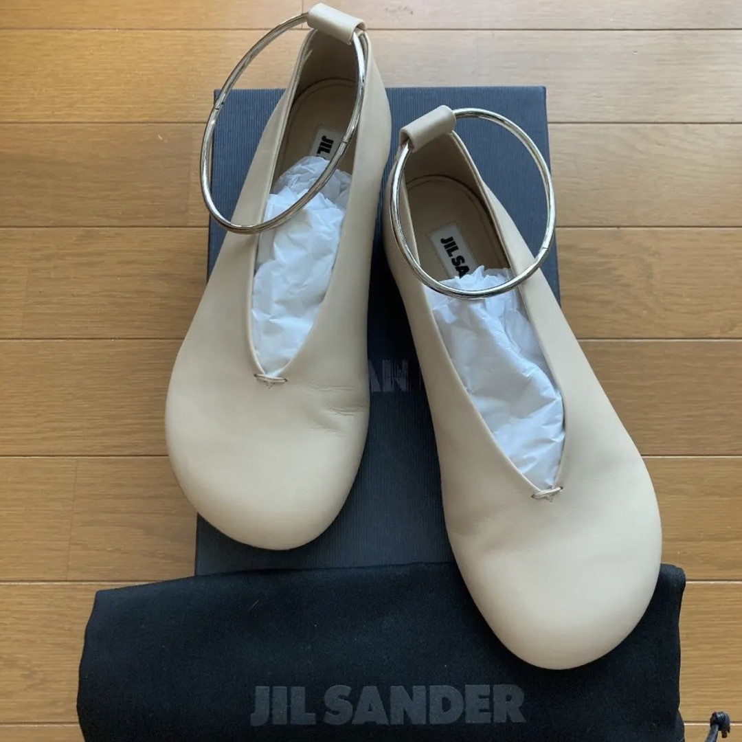 Jil Sander(ジルサンダー)のジルサンダー 36 フラットシューズ ベージュ レディースの靴/シューズ(バレエシューズ)の商品写真