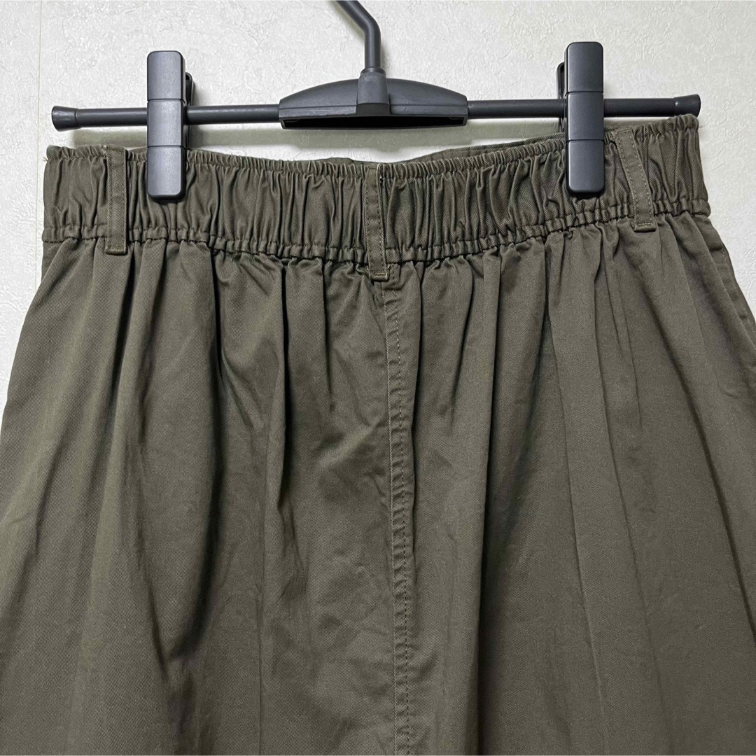 GU(ジーユー)のGU ジーユー　ロングスカート　前ボタン　モスグリーン　XL レディースのスカート(ロングスカート)の商品写真