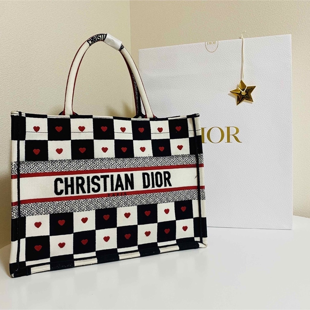 【最終値下げ!】Dior ブックトート ミディアム ハート ショッパー | フリマアプリ ラクマ