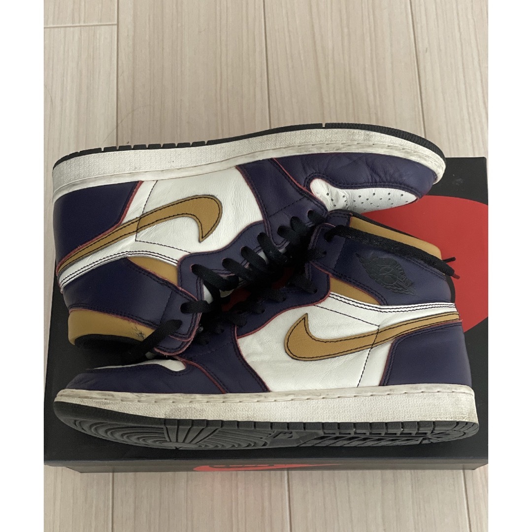 Nike SB × Air Jordan 1 La To Chicago