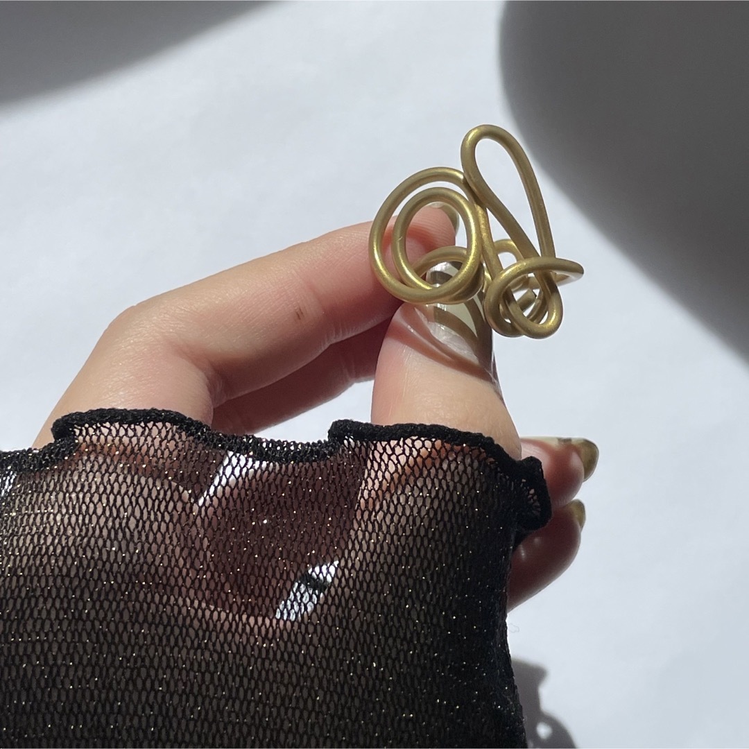 kurun ring _くるん リング Gold ver. レディースのアクセサリー(リング(指輪))の商品写真