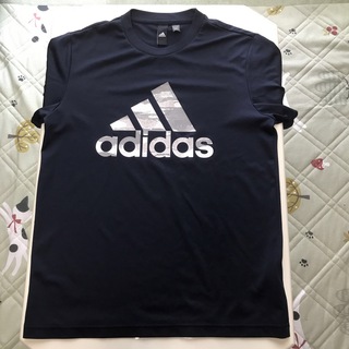 アディダス(adidas)のアディダス　Tシャツ(Tシャツ/カットソー(半袖/袖なし))