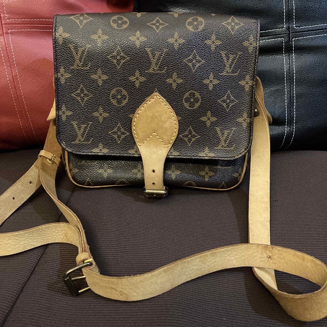 LOUIS VUITTON(ルイヴィトン)のLOUIS VUITTONルイヴィトンカルトシエールモノグラム柄ショルダーバッグ レディースのバッグ(ショルダーバッグ)の商品写真