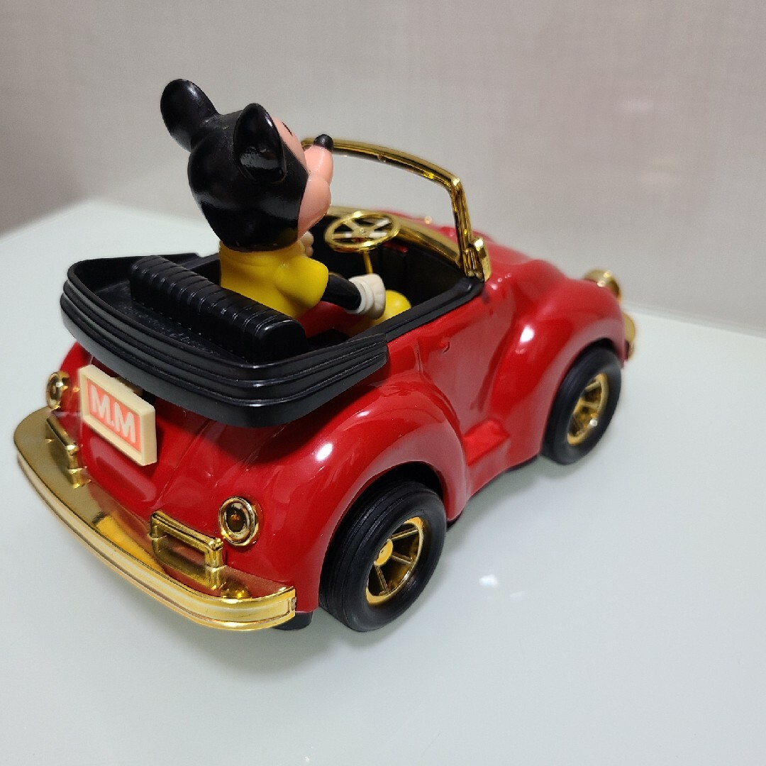 ミッキー自動車 エンタメ/ホビーのおもちゃ/ぬいぐるみ(ミニカー)の商品写真