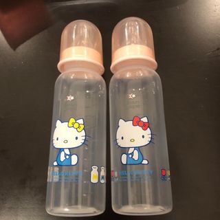 ニシマツヤ(西松屋)のスマートエンジェルハローキティー哺乳瓶プラスチック製スリムタイプ250ml×2(哺乳ビン)