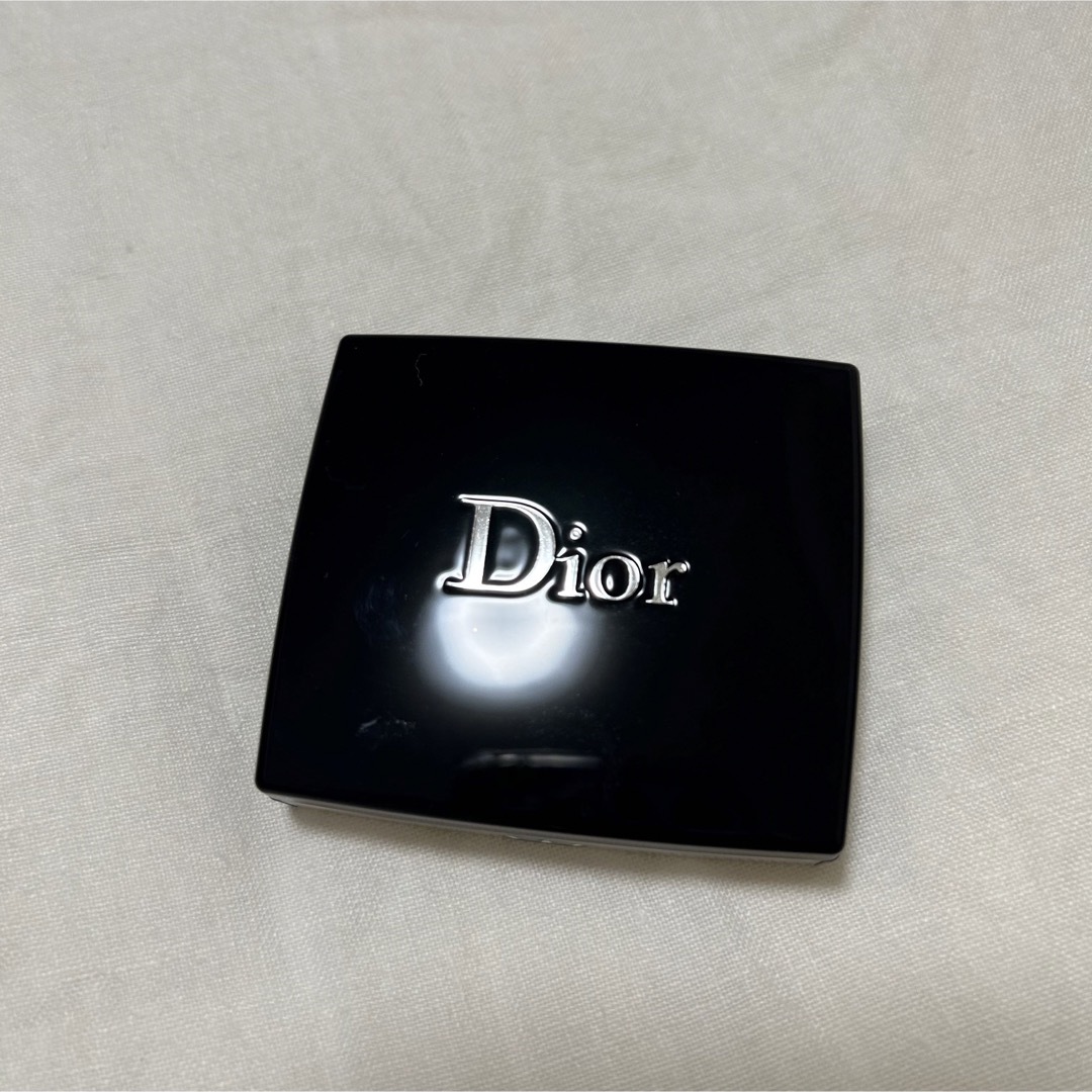 Dior(ディオール)の♡DIOR モノクルールクチュール 658♡ コスメ/美容のベースメイク/化粧品(アイシャドウ)の商品写真