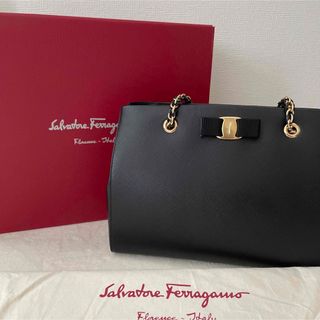 サルヴァトーレフェラガモ(Salvatore Ferragamo)のSalvatore Ferragamo トートバッグ(トートバッグ)