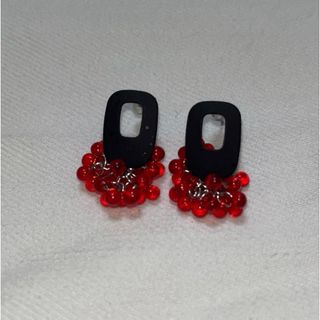 ハンドメイド　ピアス(ピアス)