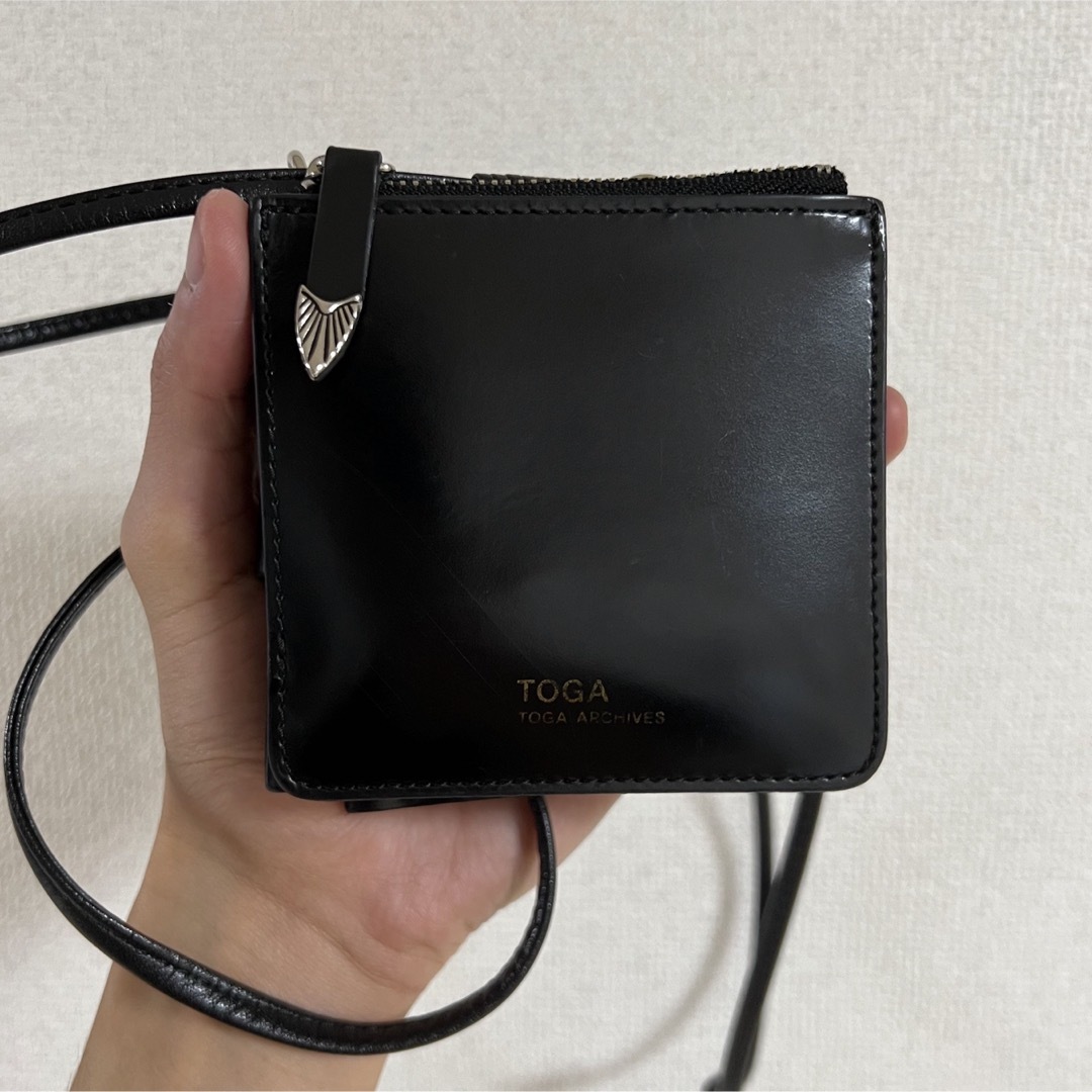 TOGA(トーガ)のTOGA archives ショルダーウォレット レディースのファッション小物(財布)の商品写真