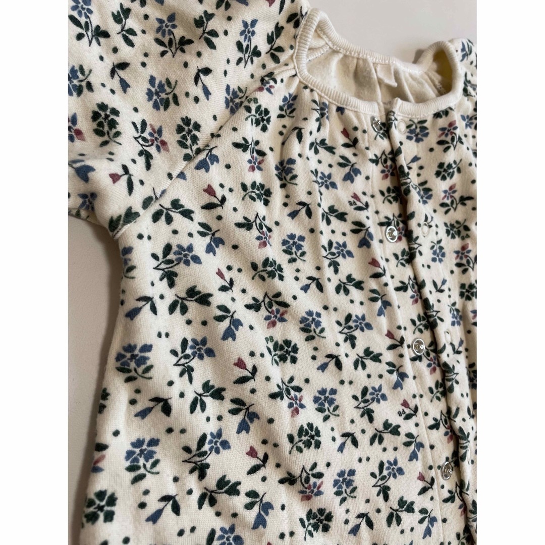 PETIT BATEAU(プチバトー)のPETIT BATEAU プチバトー 花柄ロンパース キッズ/ベビー/マタニティのベビー服(~85cm)(ロンパース)の商品写真