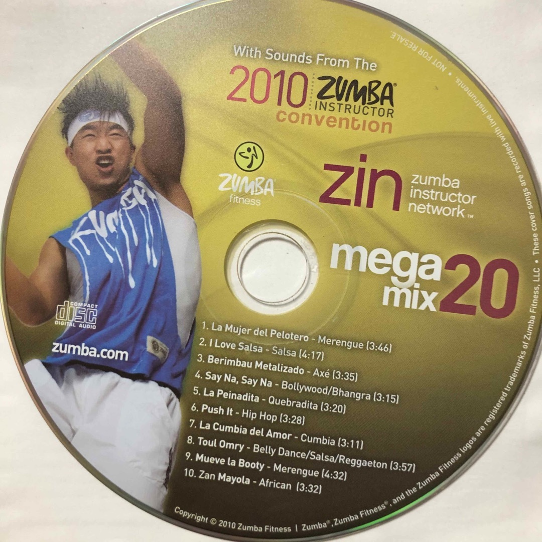 Zumba(ズンバ)のズンバ　MEGAMIX20  CD エンタメ/ホビーのCD(クラブ/ダンス)の商品写真