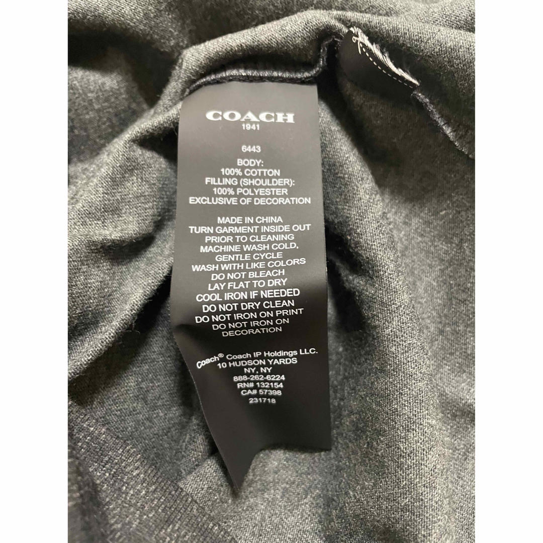 COACH(コーチ)のコラボ！COACH X CHAMPION スパンコール ロゴ 半袖Ｔシャツ レディースのトップス(Tシャツ(半袖/袖なし))の商品写真