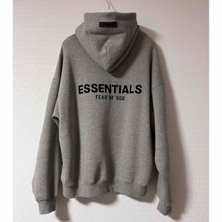 フィアオブゴッド(FEAR OF GOD)のessentials パーカー　未使用品　M(パーカー)