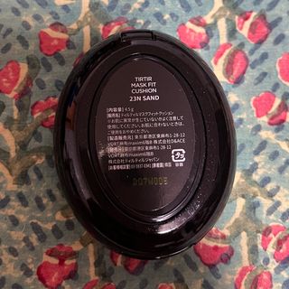 ミシャ(MISSHA)のTIRTIR ティルティル⭐︎マスクフィットファンデーション（黒）ミニサイズ(ファンデーション)