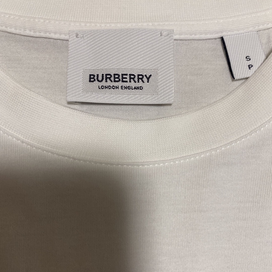 BURBERRY(バーバリー)のBURBERRY Tシャツ (テテ着用) レディースのトップス(Tシャツ(半袖/袖なし))の商品写真