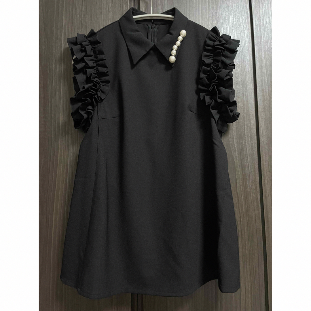 hue  新品　フリル　ブラウス　BACK FRILL BLOUSE  新品