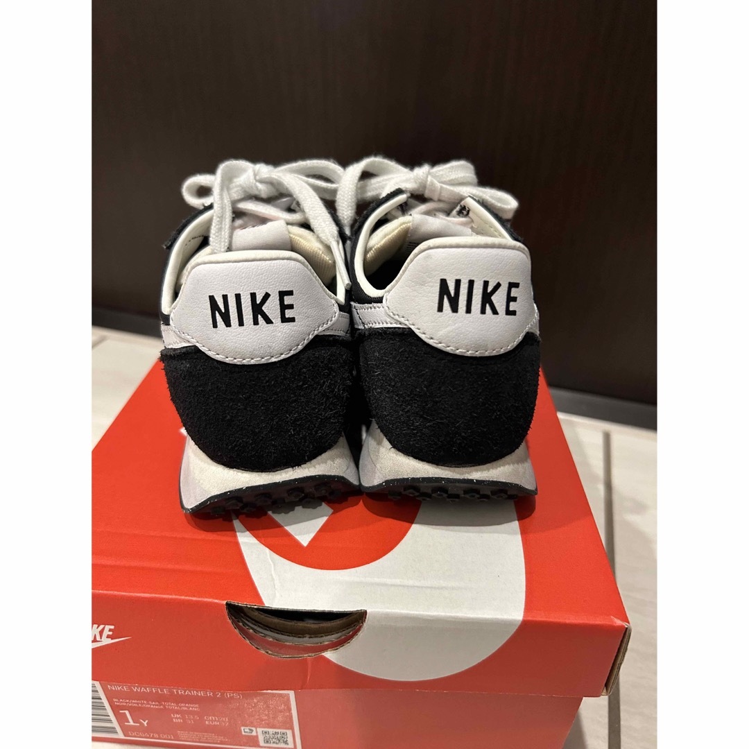 NIKE(ナイキ)のNIKE WAFFLE TRAINER 2   サイズ1Y (20cm) キッズ/ベビー/マタニティのキッズ靴/シューズ(15cm~)(スニーカー)の商品写真