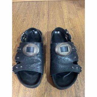 トーガ サンダル(ブラック/黒色系)の通販 300点以上 | TOGAを買う