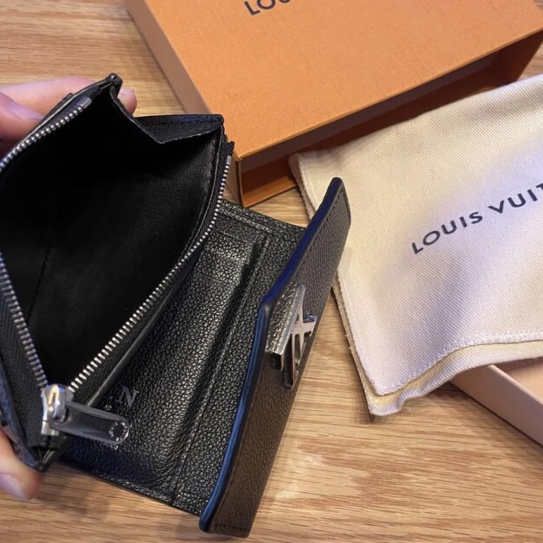 LOUIS VUITTON(ルイヴィトン)のルイヴィトン ポルトフォイユ マイロック ミー コンパクト 黒 財布 レディースのファッション小物(財布)の商品写真