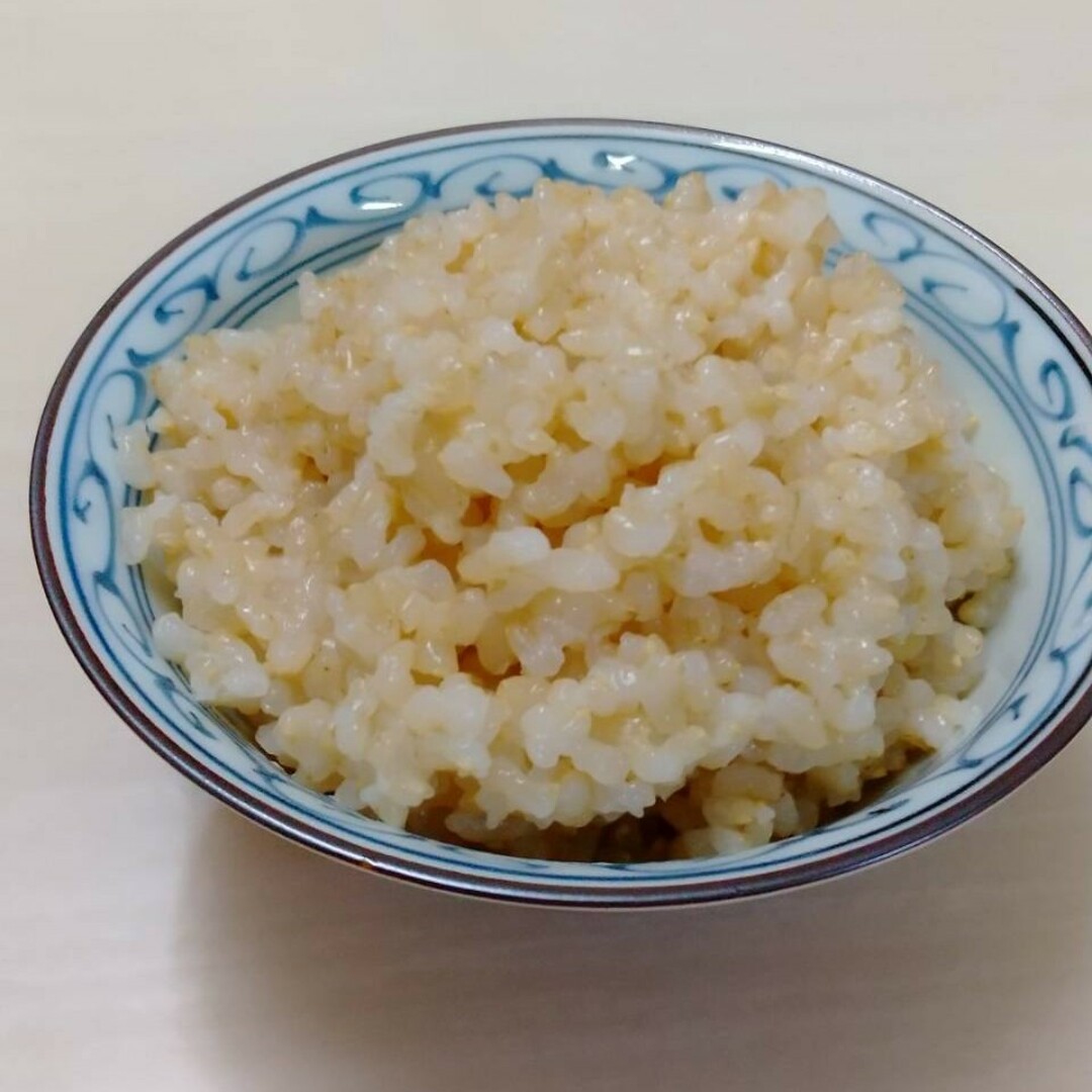 R5年富山県産コシヒカリ玄米5kg×4袋✳️関東、東海、信越、関西地方