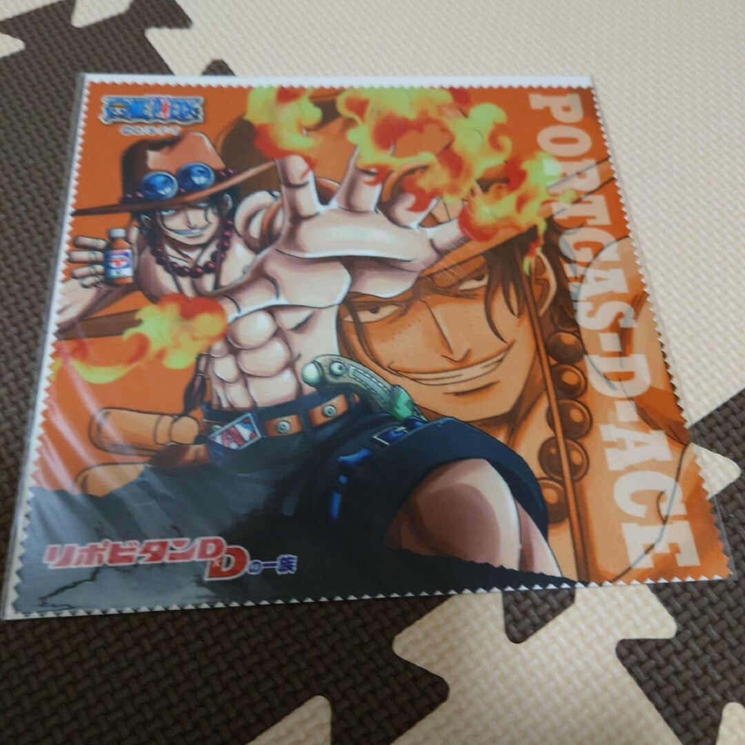 ONE PIECE(ワンピース)のONE PIECE リポビタンＤ クリーナークロス エンタメ/ホビーのアニメグッズ(その他)の商品写真