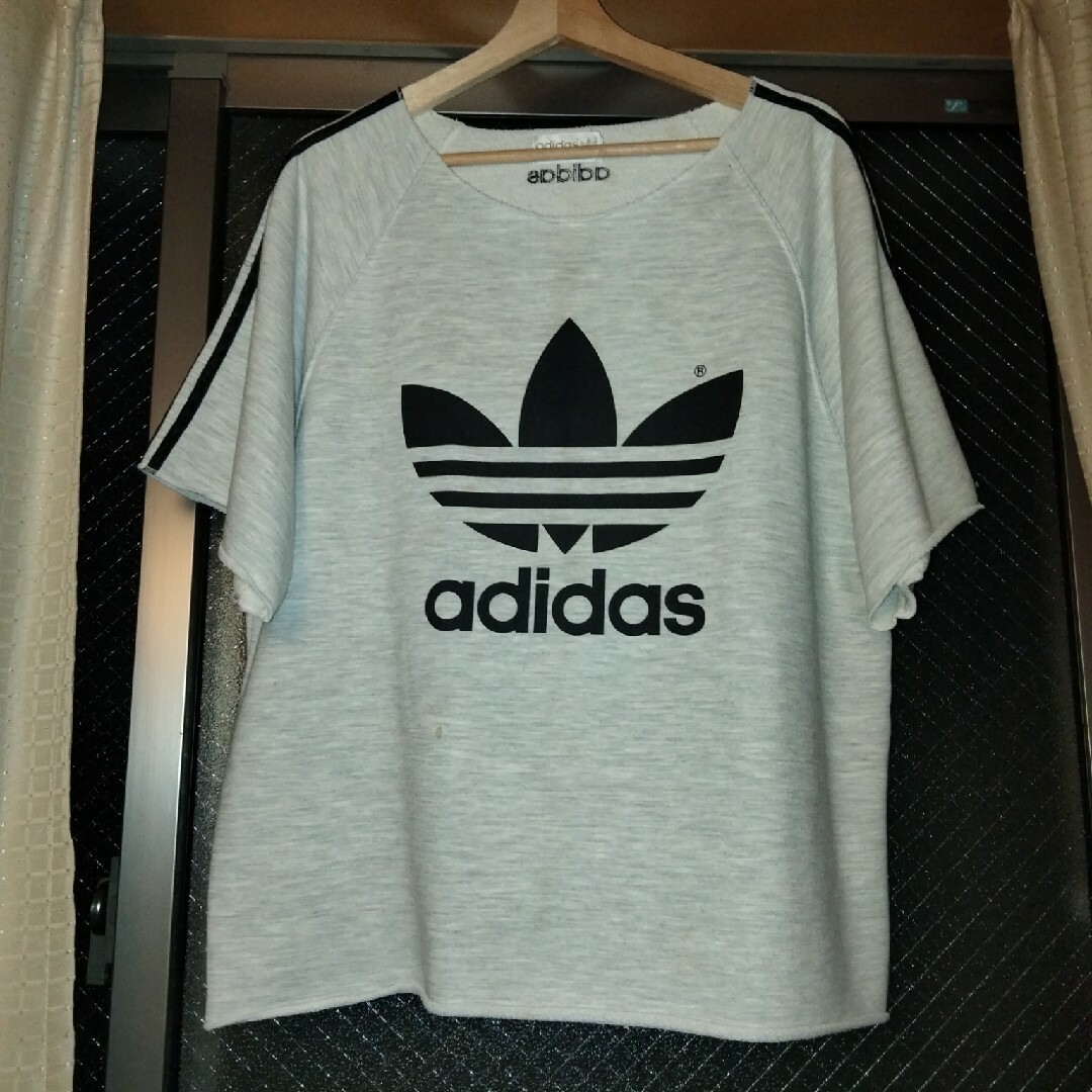 adidas(アディダス)の【adidas】90s　ハーフスリーブスウェット デサント製 メンズのトップス(パーカー)の商品写真