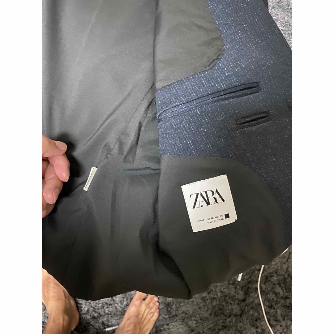 ZARA(ザラ)の【引越の為断捨離価格！】【着用画像あり】ザラセットアップスーツ　テクスチャー素材 メンズのスーツ(セットアップ)の商品写真