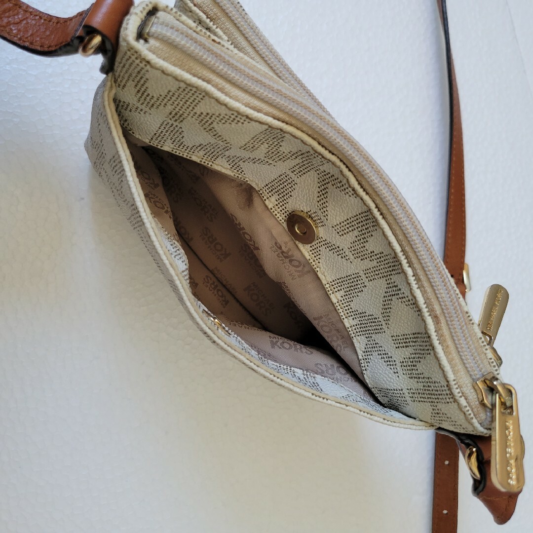 Michael Kors(マイケルコース)の【人気】MICHEAL KORS ショルダーバッグ 35F3GFTC3B レディースのバッグ(ショルダーバッグ)の商品写真