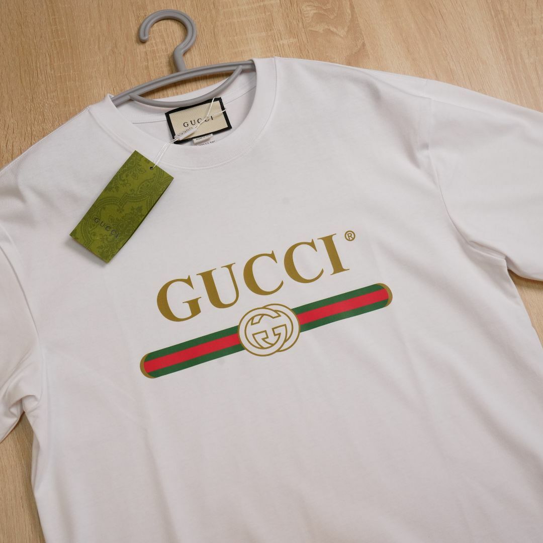 Gucci - 【新品】Gucci グッチ Tシャツ サイズ Mの通販 by ...