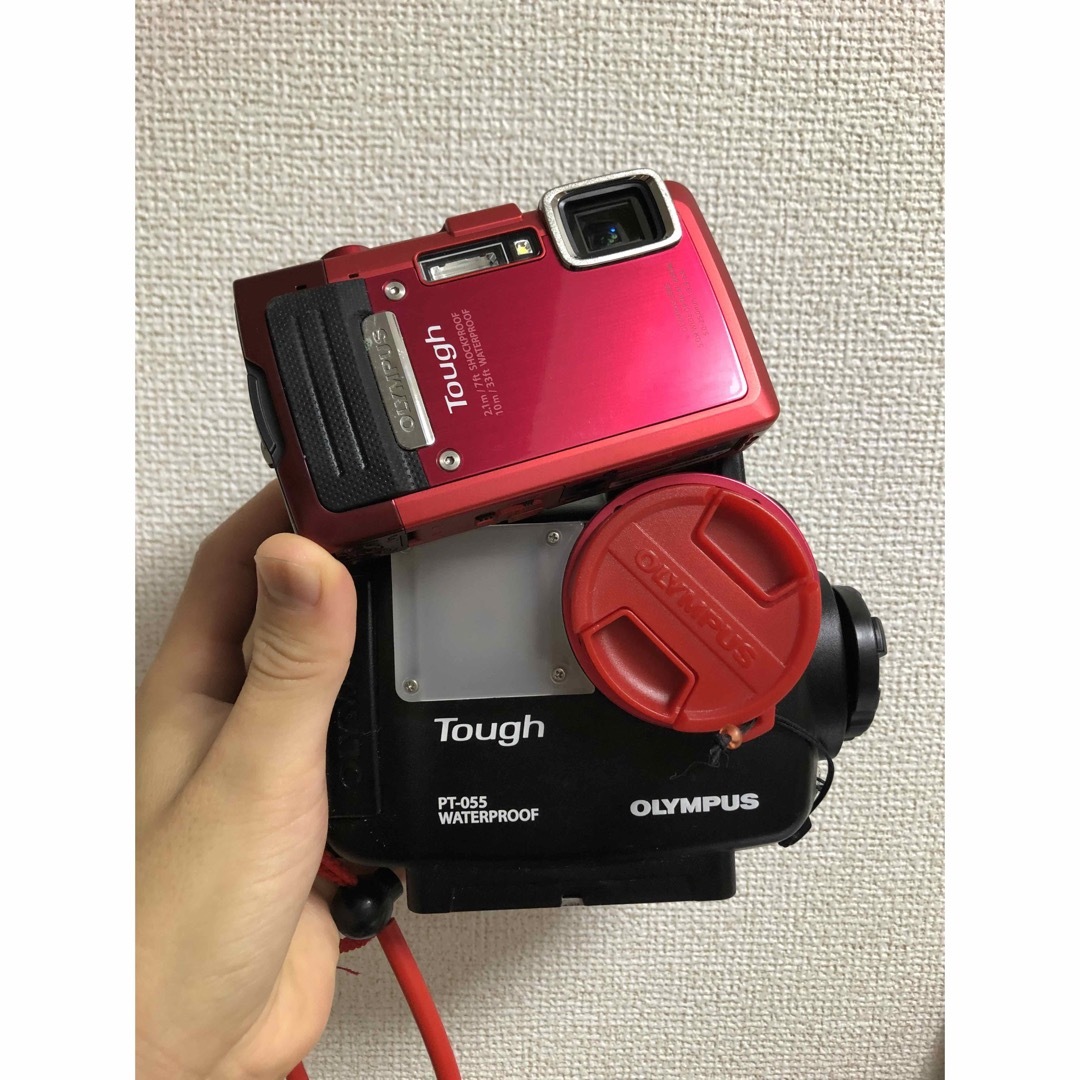 スマホ/家電/カメラOLYMPUS  TG-830 Tough レッド   プロテクター付き