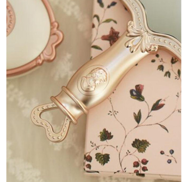 LADUREE(ラデュレ)のLADUREEミラー インテリア/住まい/日用品の収納家具(ドレッサー/鏡台)の商品写真