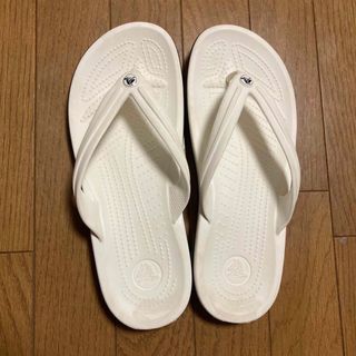 クロックス(crocs)のCROCS ビーチサンダル　白　27.0cm(サンダル)