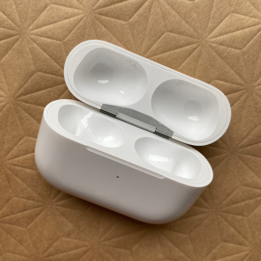 Apple - AirPods Pro 充電ケース 第一世代 第1世代 Apple A2190の通販