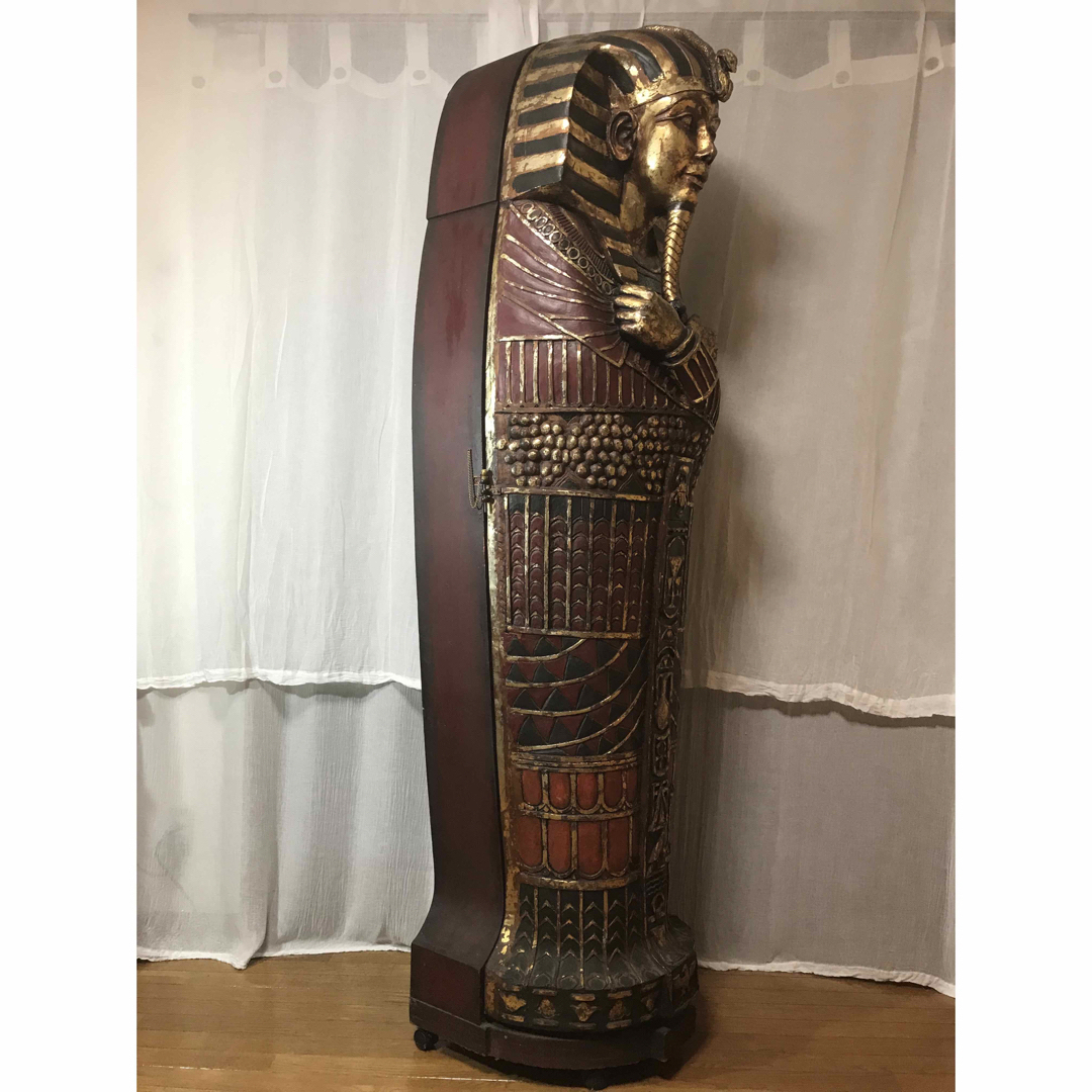 ツタンカーメン 黄金棺型の隠しキャビネット 古代エジプト ツタンカーメン 黄金棺型の隠しキャビネット 古代エジプト