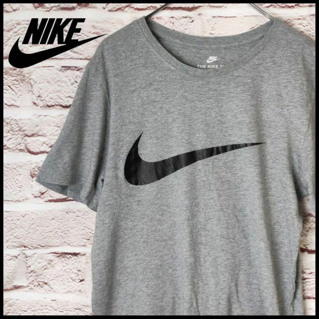 NIKE(ナイキ)のNIKE　ナイキ　トップス　Tシャツ　シンプル レディースのトップス(Tシャツ(半袖/袖なし))の商品写真