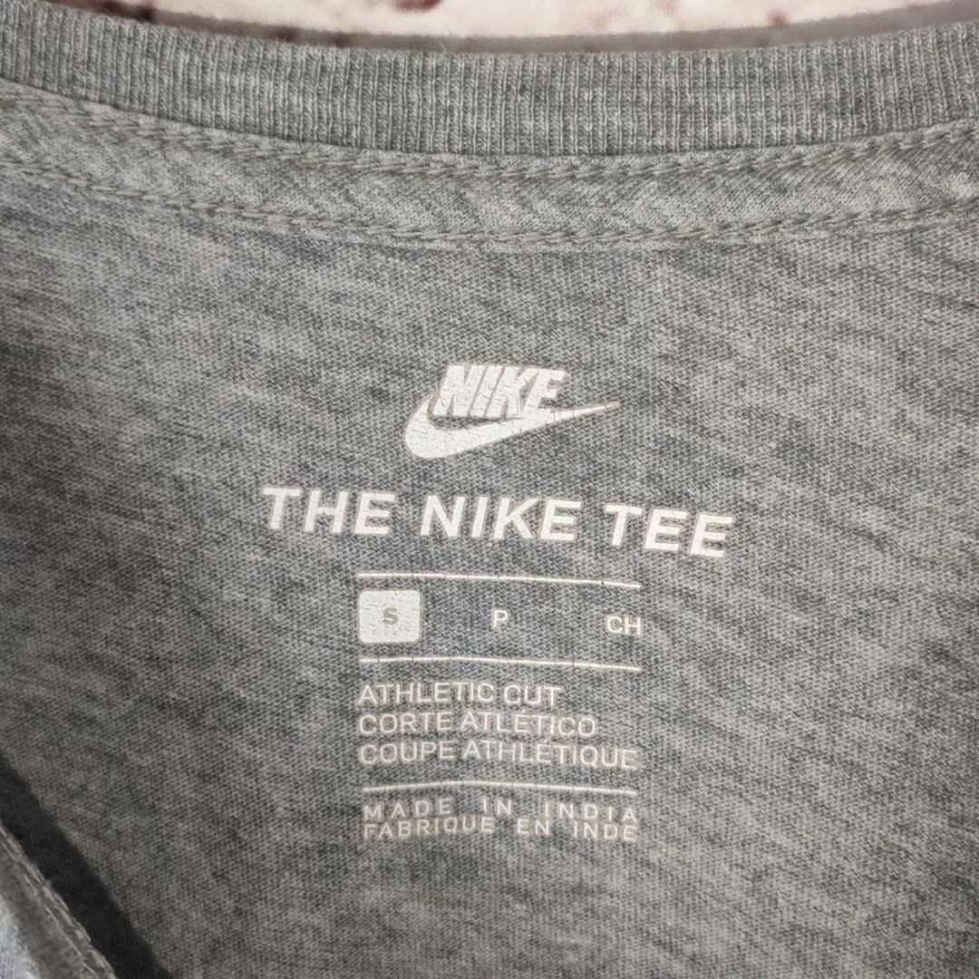 NIKE(ナイキ)のNIKE　ナイキ　トップス　Tシャツ　シンプル レディースのトップス(Tシャツ(半袖/袖なし))の商品写真