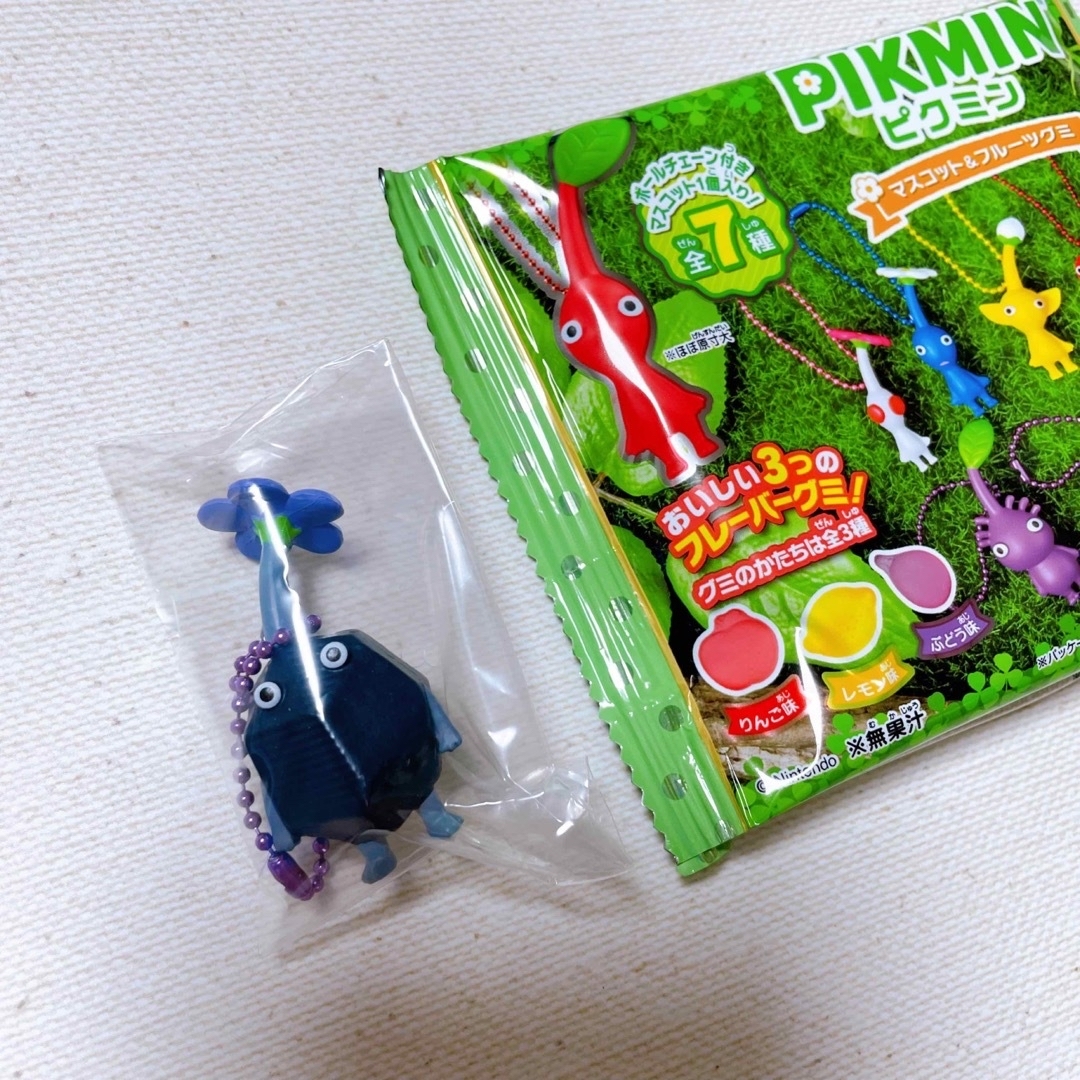 BANDAI(バンダイ)のPIKMIN ピクミン マスコット ＆ フルーツグミ 全7種 グミ付き エンタメ/ホビーのフィギュア(ゲームキャラクター)の商品写真