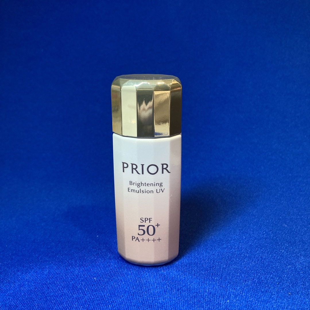 PRIOR(プリオール)のプリオール　高保湿　おしろい　美白乳液 コスメ/美容のベースメイク/化粧品(化粧下地)の商品写真