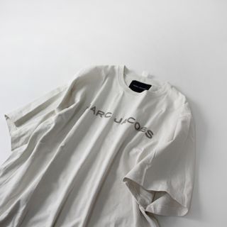 マークジェイコブス(MARC JACOBS)のマークジェイコブス MARC JACOBS 美品 2021 THE BIG T-SHIRT O/S/アイボリー ビッグTシャツ ロゴ カットソー【2400013486132】(Tシャツ(半袖/袖なし))