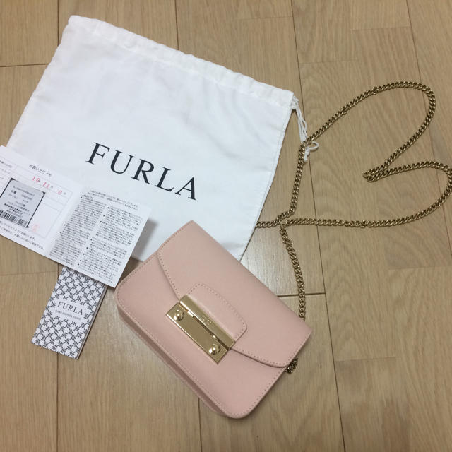 FURLA メトロポリス ジュリア