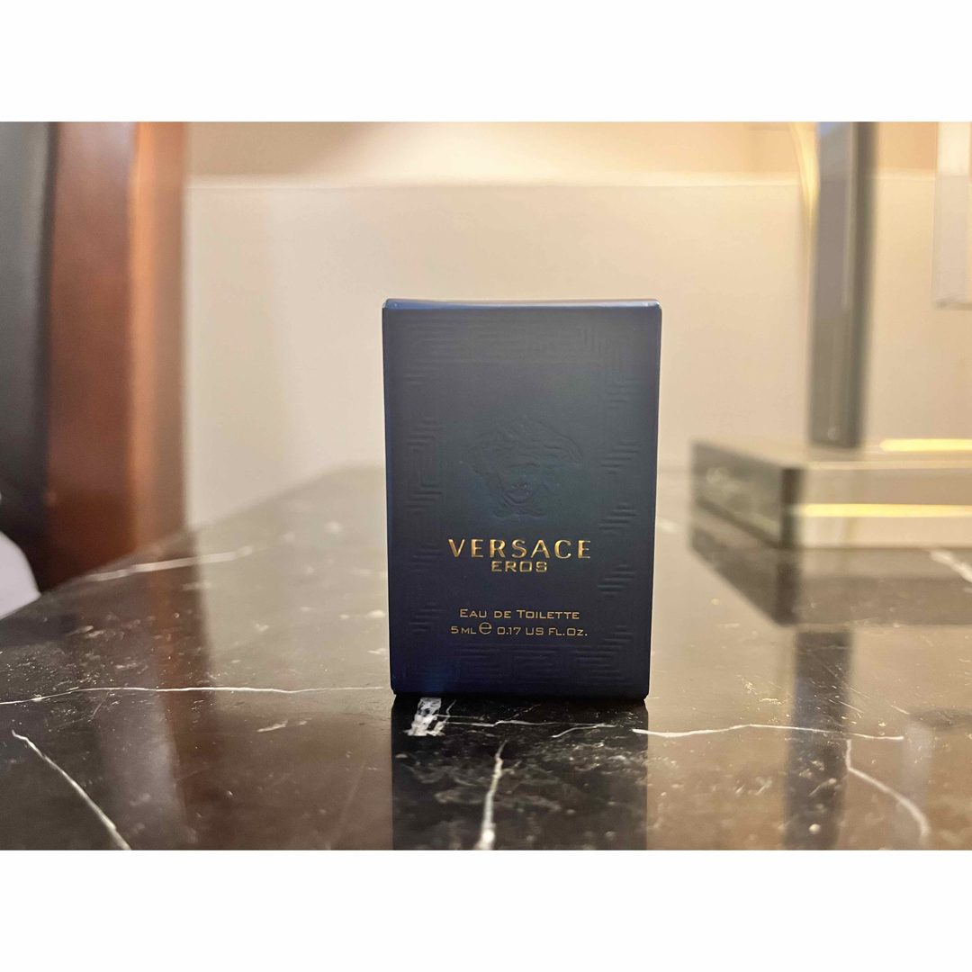 VERSACE(ヴェルサーチ)のヴェルサーチ エロス オードトワレ  5mL コスメ/美容の香水(香水(男性用))の商品写真