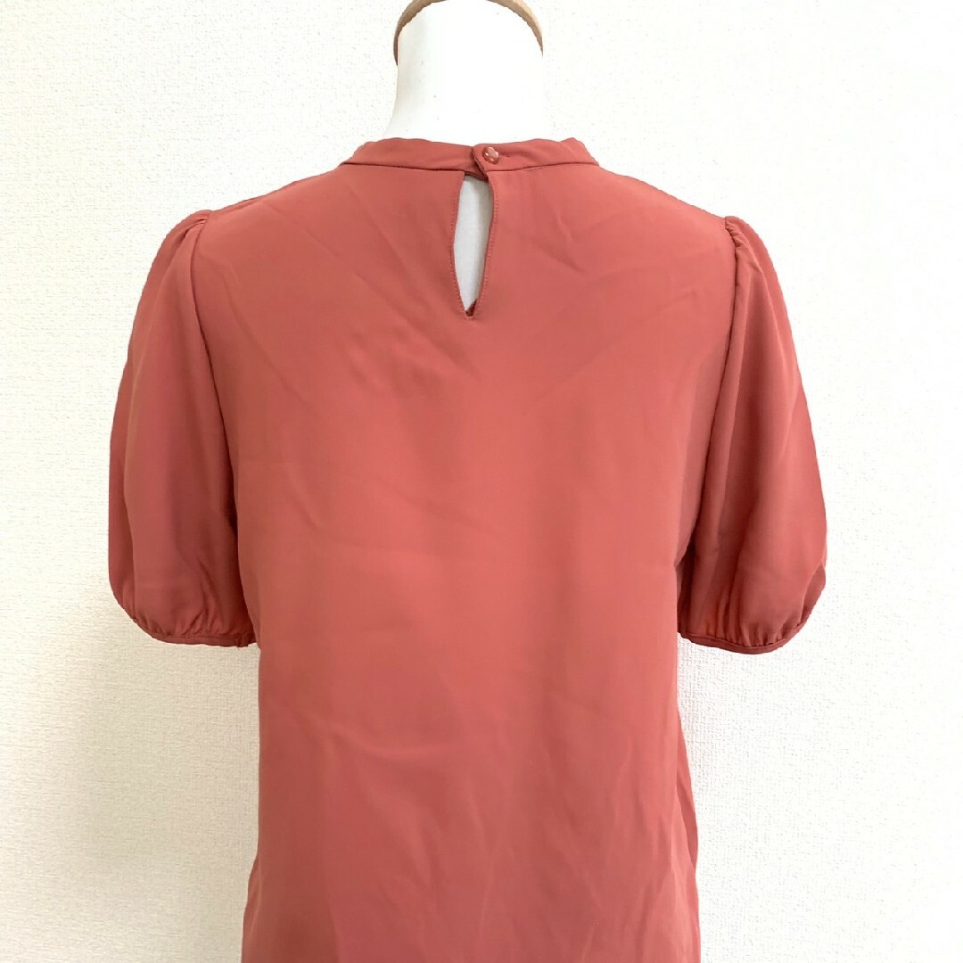 MEDDUM メデューム　半袖ブラウス　ピンク　L　きれいめ　オフィスカジュアル レディースのトップス(シャツ/ブラウス(半袖/袖なし))の商品写真