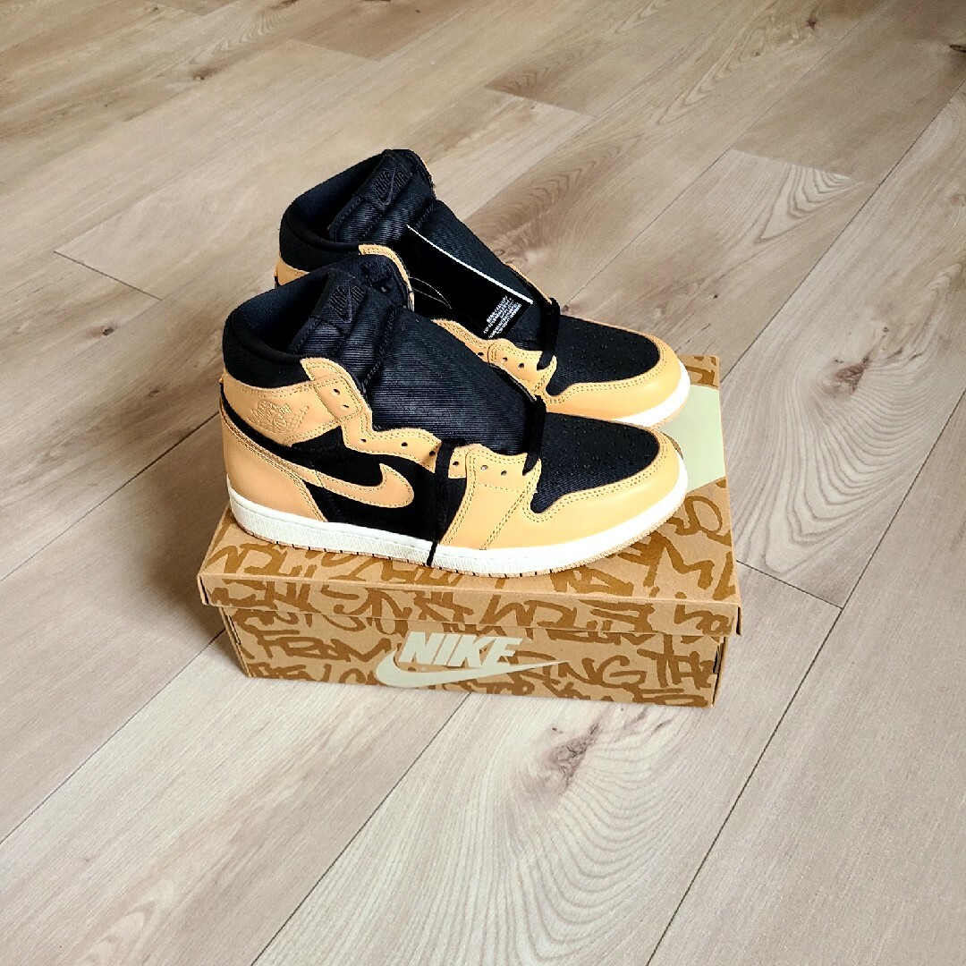 NIKE(ナイキ)のNIKE　AIR JORDAN 1 RETRO HIGH OG 27cm メンズの靴/シューズ(スニーカー)の商品写真