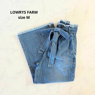 ローリーズファーム(LOWRYS FARM)の【美品】Mサイズ ローリーズファーム デニム ジーンズ フリンジ ハイウエスト(デニム/ジーンズ)