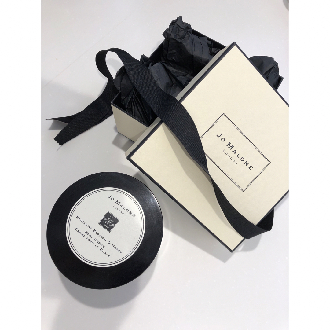 Jo Malone(ジョーマローン)のジョーマローン　ネクタリン ブロッサム ＆ ハニー ボディークリーム175ml コスメ/美容のボディケア(ボディクリーム)の商品写真