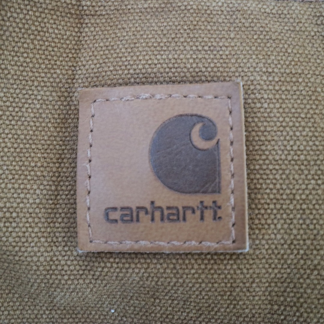 carhartt(カーハート)のCarhartt カーハート アクティブジャケット ワークジャケット 防寒 ワンポイントロゴ ライトブラウン (メンズ XL) 中古 古着 N6260 メンズのジャケット/アウター(その他)の商品写真