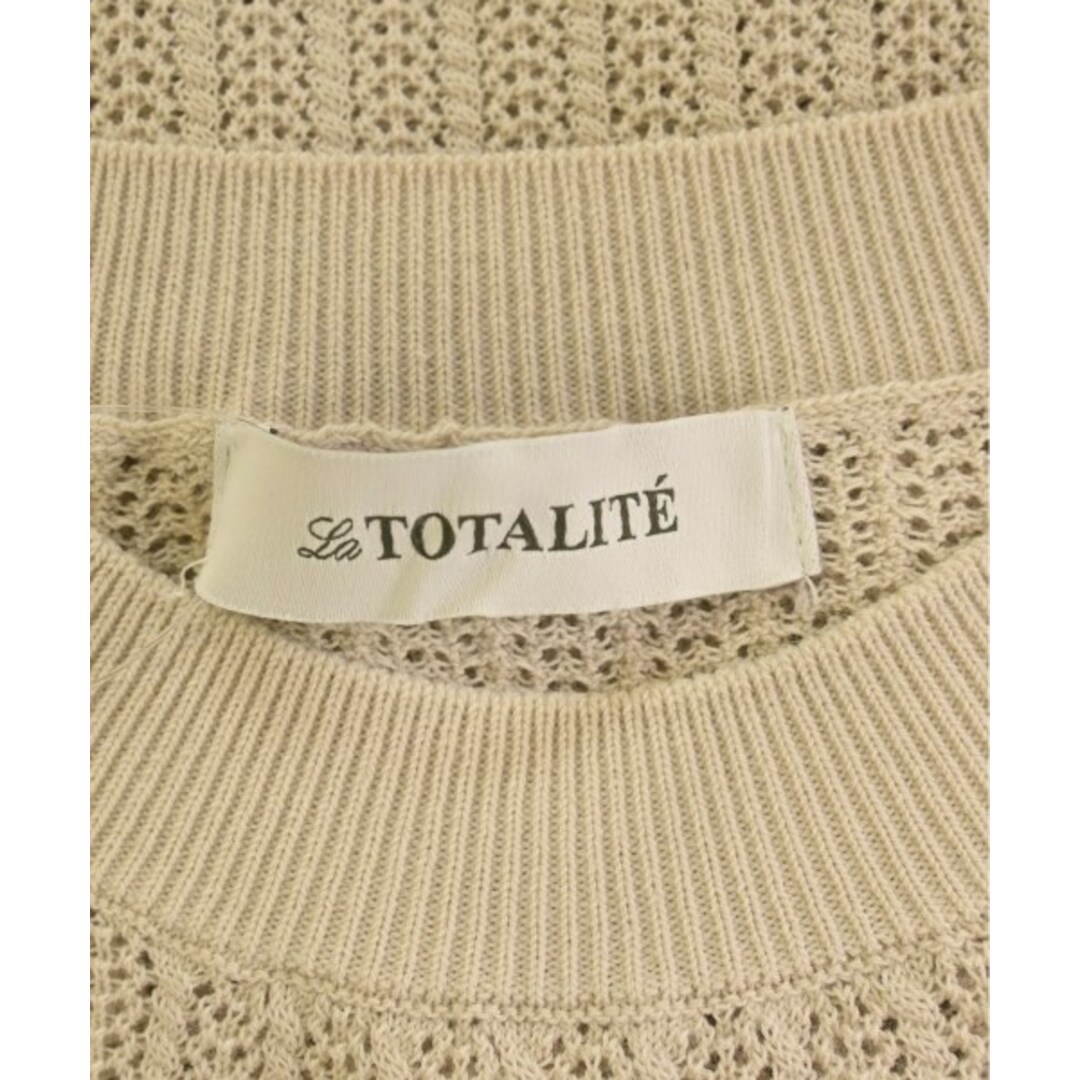 La TOTALITE(ラトータリテ)のLa TOTALITE ラトータリテ ニット・セーター F ベージュ 【古着】【中古】 レディースのトップス(ニット/セーター)の商品写真